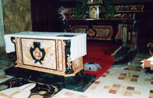 altare-in-marmorino-imitazi